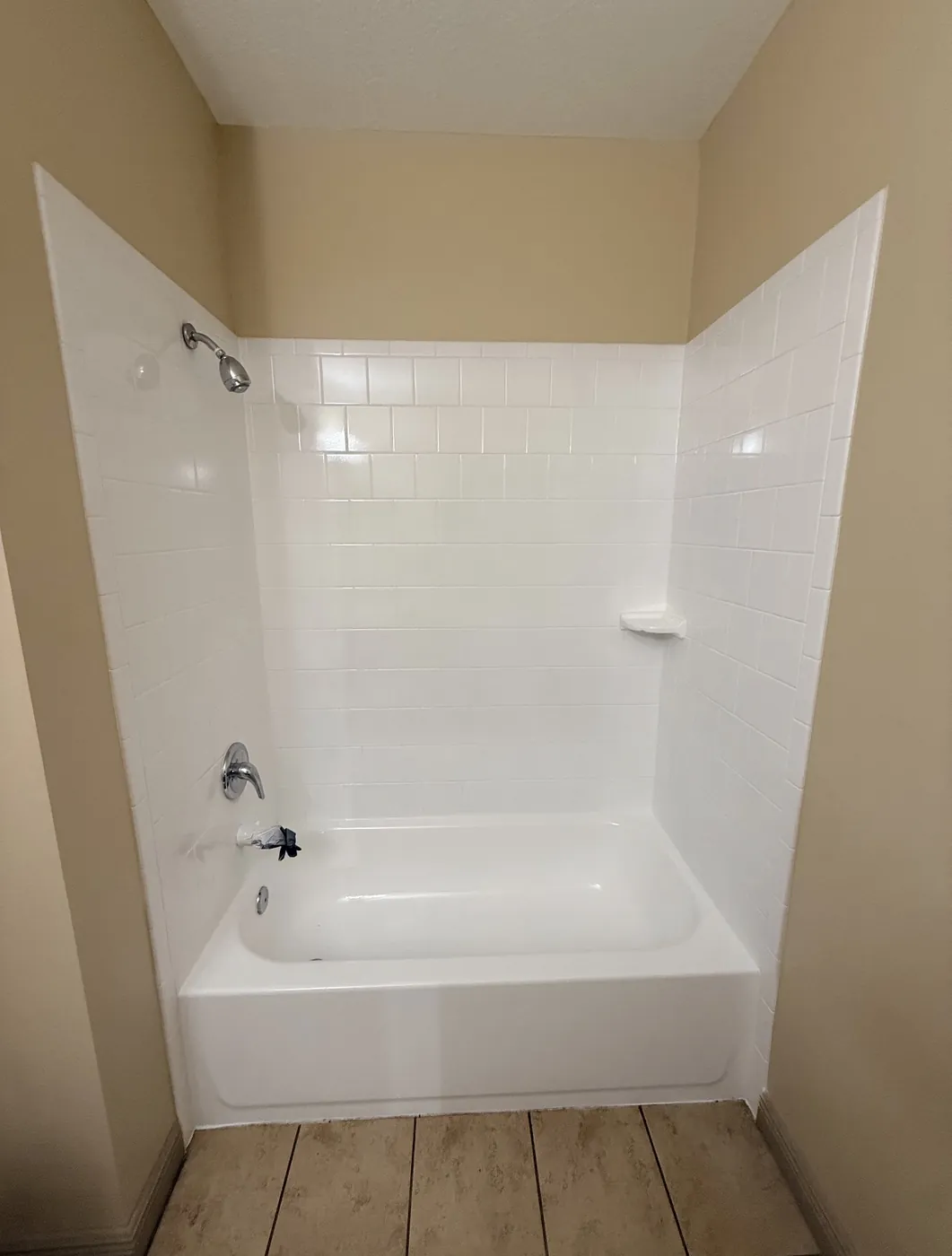 Bathtub tile reglazing by Narbra Maintenance Inc